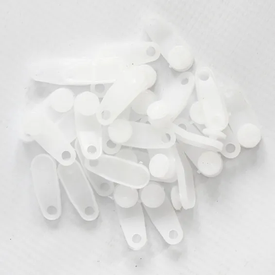 100 pack curtain r6 hooks white (copy)